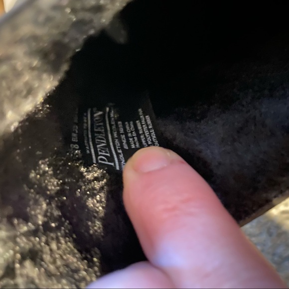 Pendleton Chelsea Ladies' Lined Faux Fur Black Rainboot. Size 8 - Picture 9 of 9